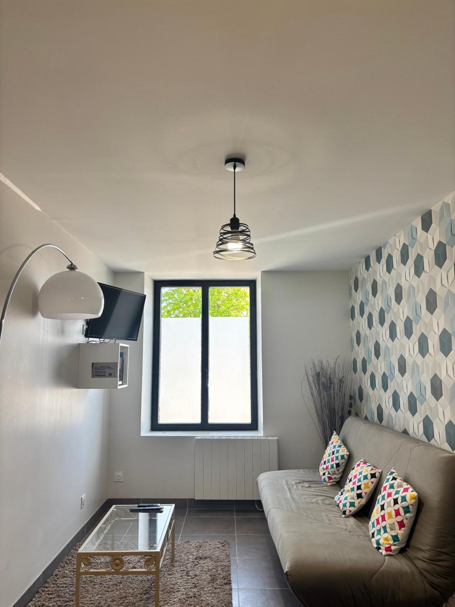 Au Champ Fleuri Apartment Bracieux Exterior photo